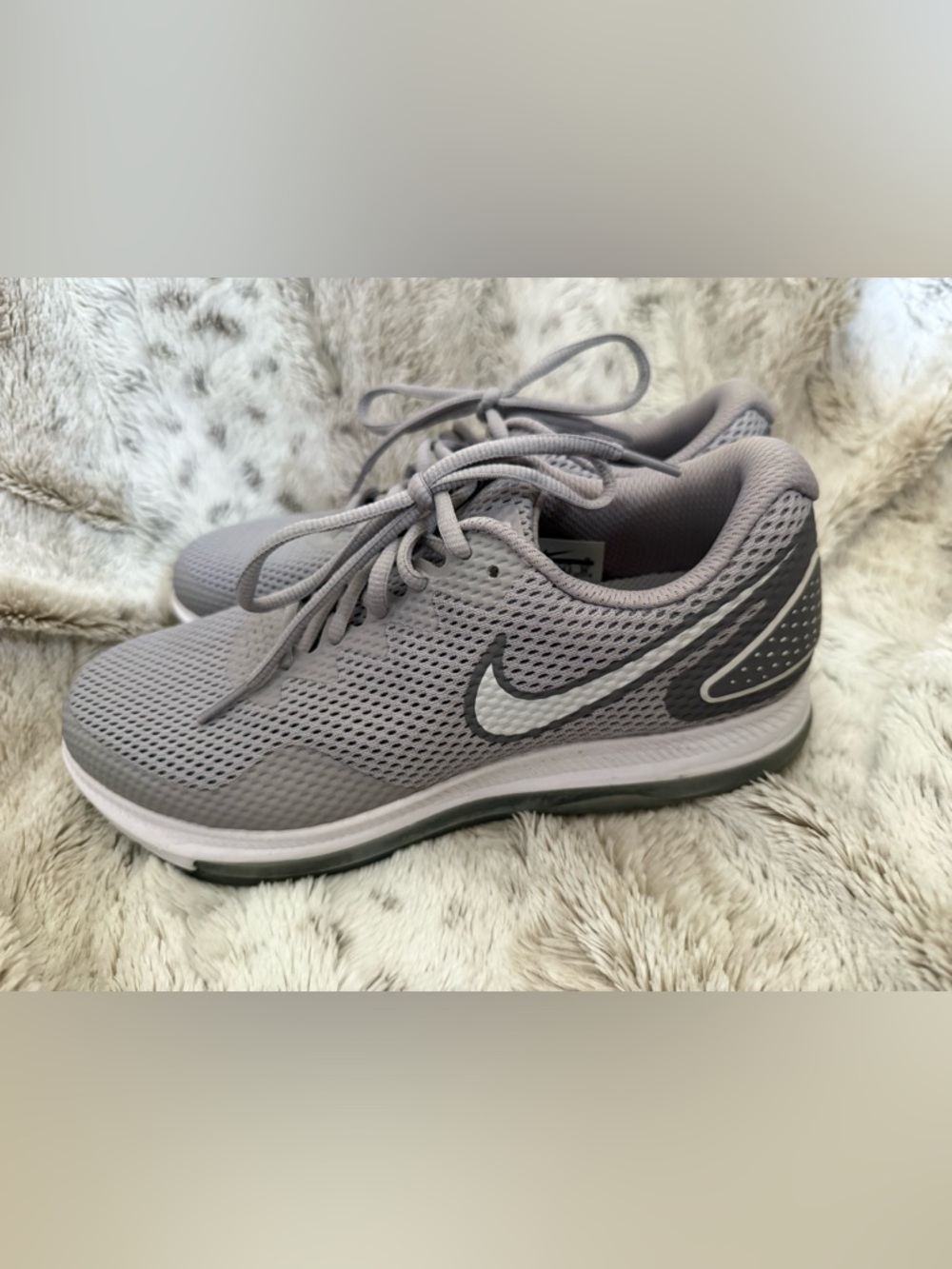 Nike Zoom All Out Gray Mesh Running Shoes with White Swoosh